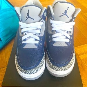 NEW GEORGETOWN 3s. Brand New. 6y GS 7.5W